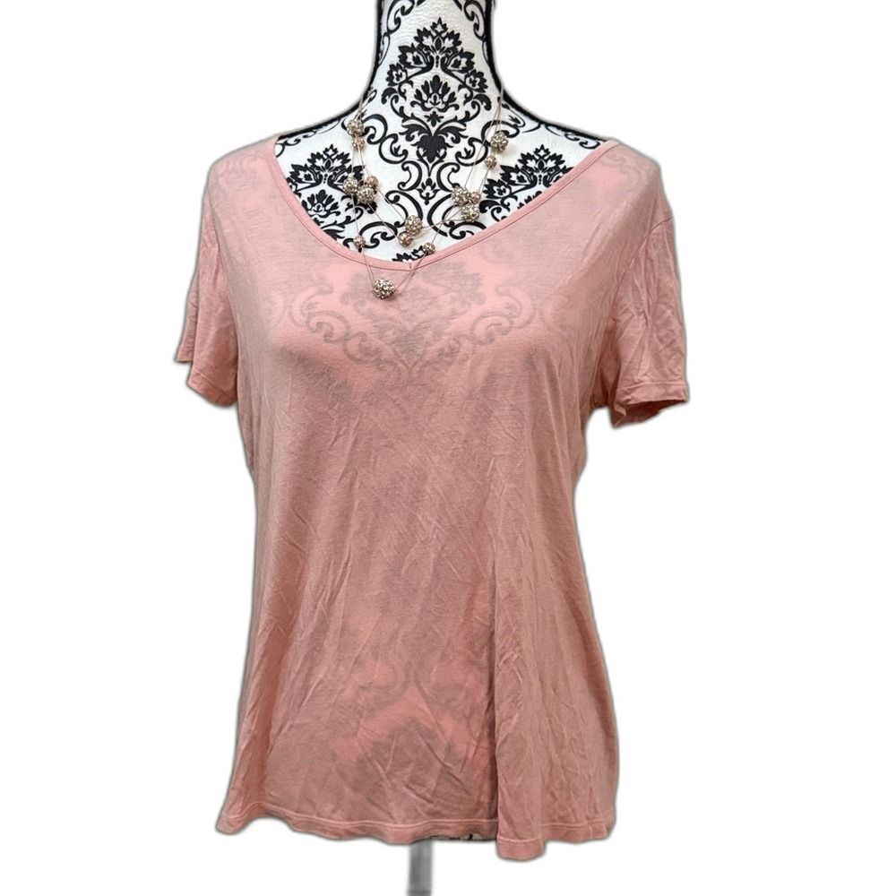 Magaschoni Light Pink V-Neck Short Sleeve Tee